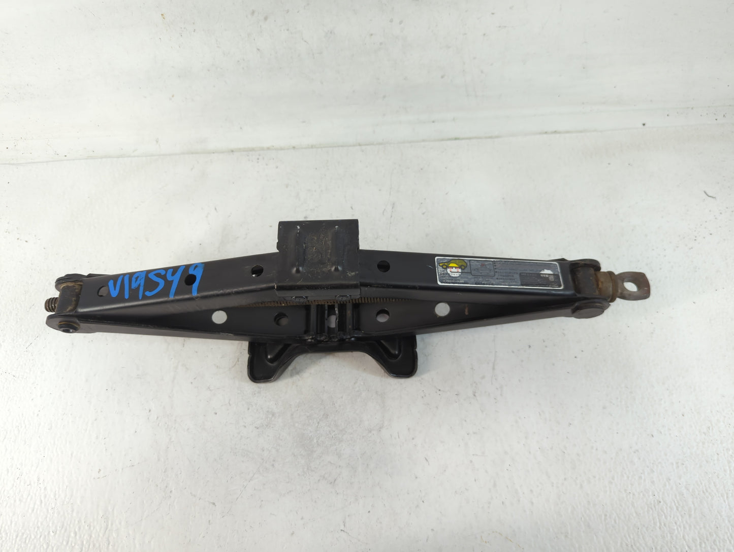 2009 Honda Cr-v Spare Scissor Car Jack 748878 - Oemusedautoparts1.com