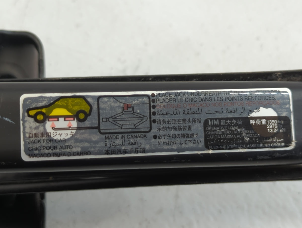 2009 Honda Cr-v Spare Scissor Car Jack 748878 - Oemusedautoparts1.com