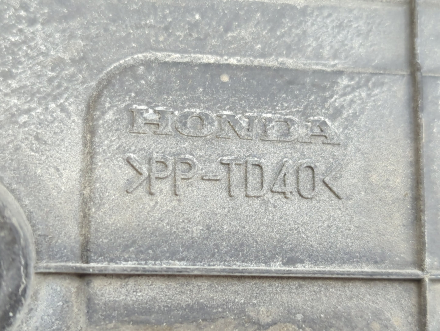 2009 Honda Element Engine Cover - Oemusedautoparts1.com