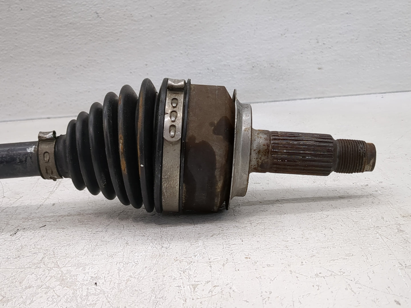 2009-2012 Honda Fit Axle Shaft Front Driver Cv C/v - Oemusedautoparts1.com