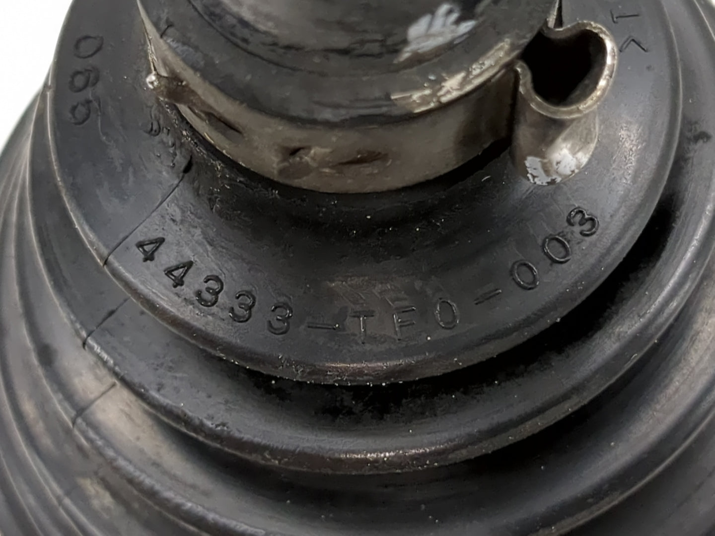 2009-2012 Honda Fit Axle Shaft Front Driver Cv C/v - Oemusedautoparts1.com