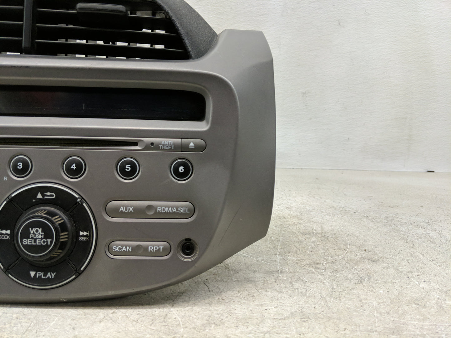 2009-2013 Honda Fit Radio AM FM Cd Player Receiver Replacement P/N:39100-TK6-A011-M1 Fits Fits 2009 2010 2011 2012 2013 OEM 