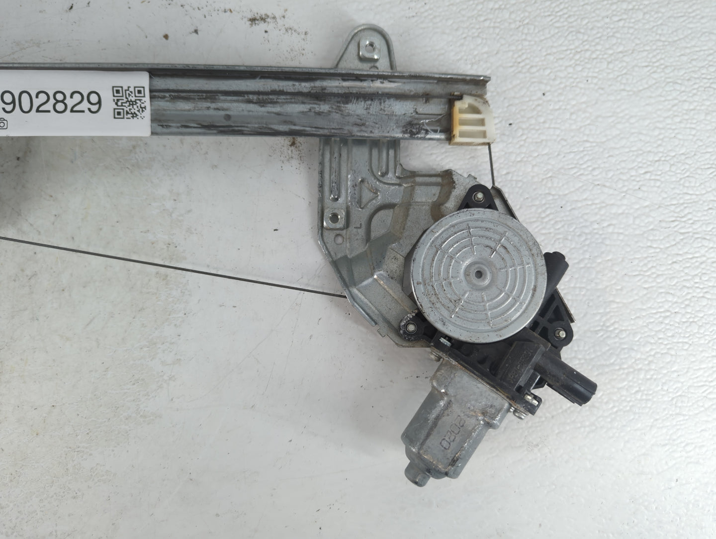 2009-2014 Honda Fit Driver Left Front Window Regulator - Oemusedautoparts1.com