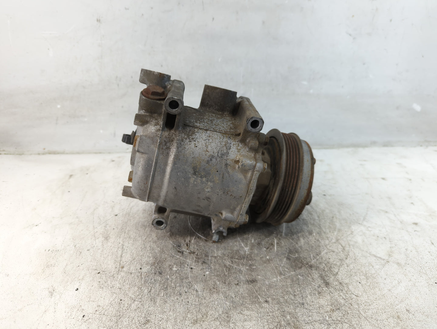 2009-2010 Honda Fit Air Conditioning A/c Ac Compressor Oem - Oemusedautoparts1.com