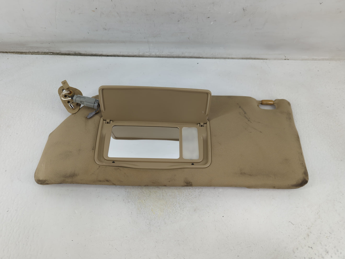 2006-2010 Honda Odyssey Sun Visor Shade Replacement Passenger Right Mirror Fits Fits 2006 2007 2008 2009 2010 OEM Used Auto 