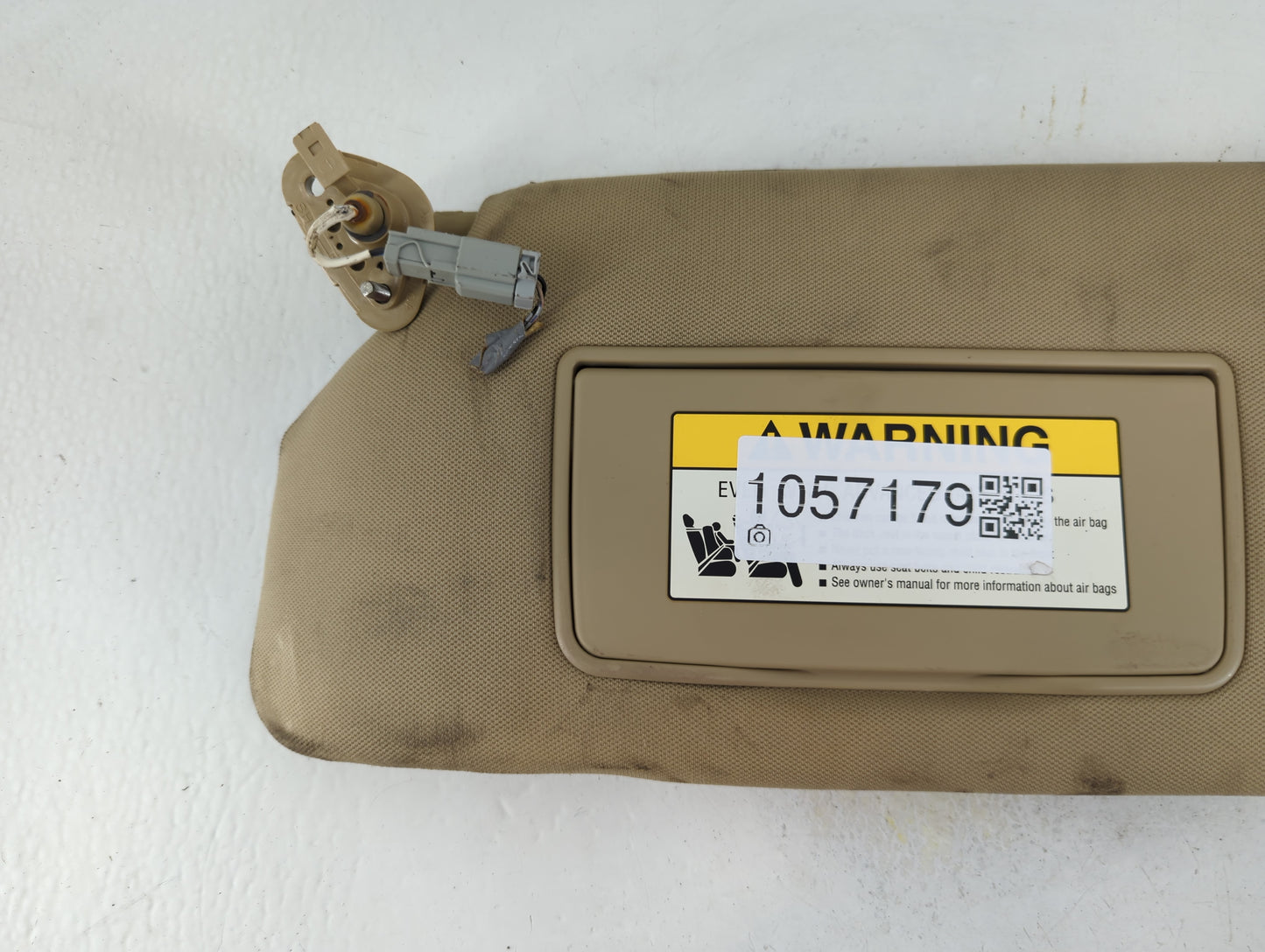 2006-2010 Honda Odyssey Sun Visor Shade Replacement Passenger Right Mirror Fits Fits 2006 2007 2008 2009 2010 OEM Used Auto 