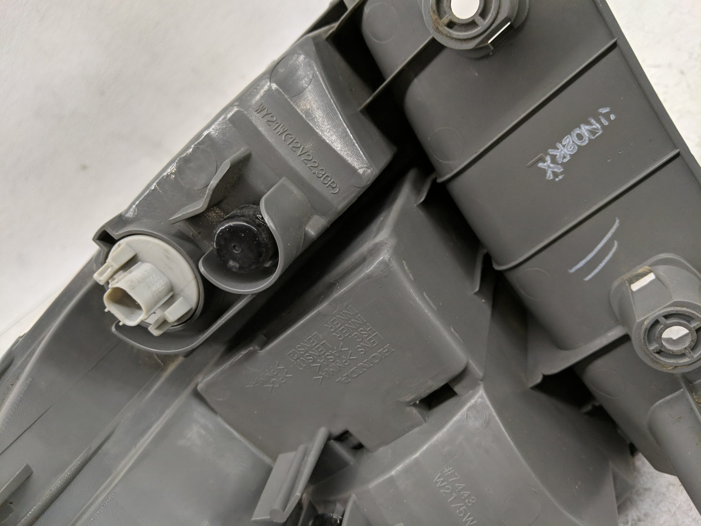 2008-2010 Honda Odyssey Tail Light Assembly Driver Left OEM Fits Fits 2008 2009 2010 OEM Used Auto Parts - Oemusedautoparts1