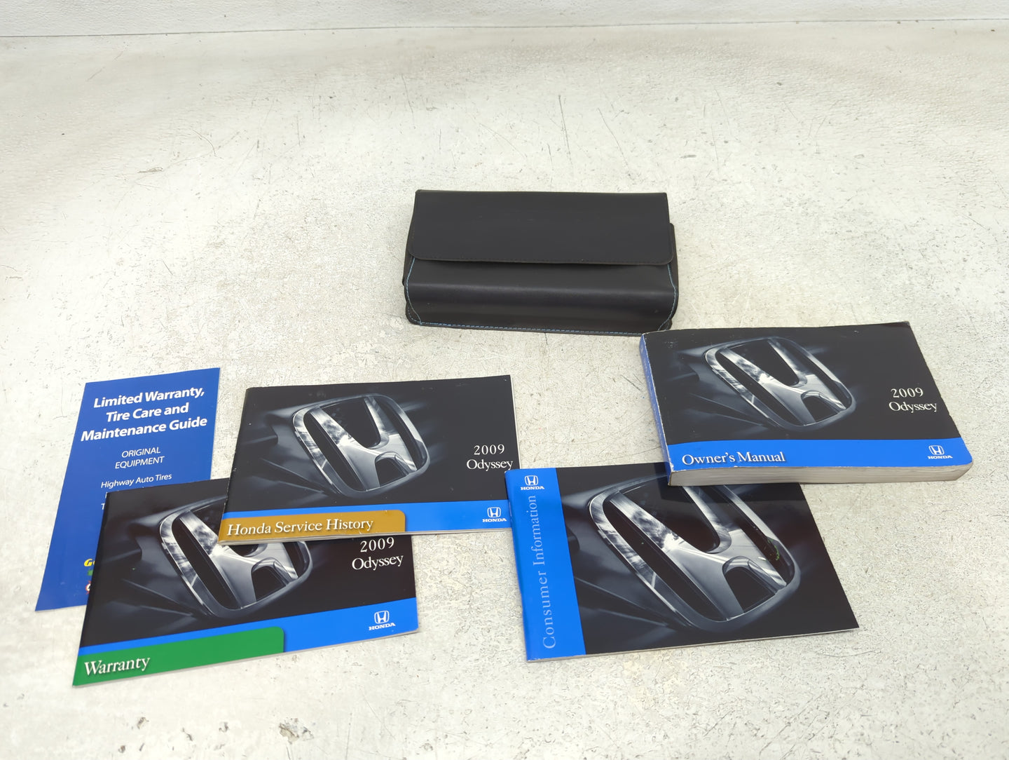 2009 Honda Odyssey Owners Manual Book Guide P/N:00X31-SHJ-6400 OEM Used Auto Parts - Oemusedautoparts1.com