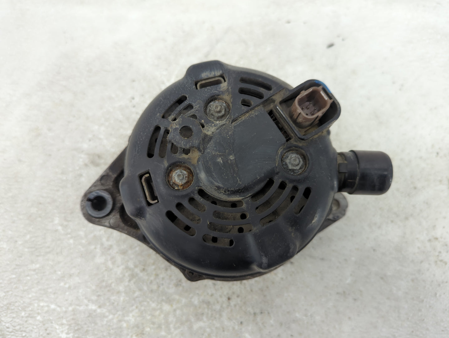 2008-2010 Honda Odyssey Alternator Replacement Generator Charging Assembly Engine OEM P/N:TN104210-5920 Fits OEM Used Auto P