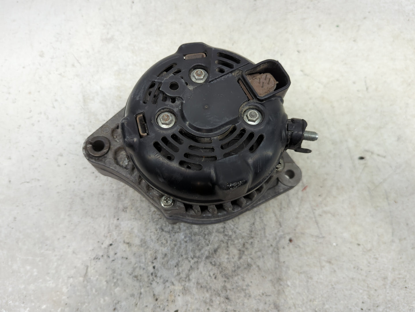 2008-2010 Honda Odyssey Alternator Replacement Generator Charging Assembly Engine OEM P/N:TN104210-5920 Fits OEM Used Auto P