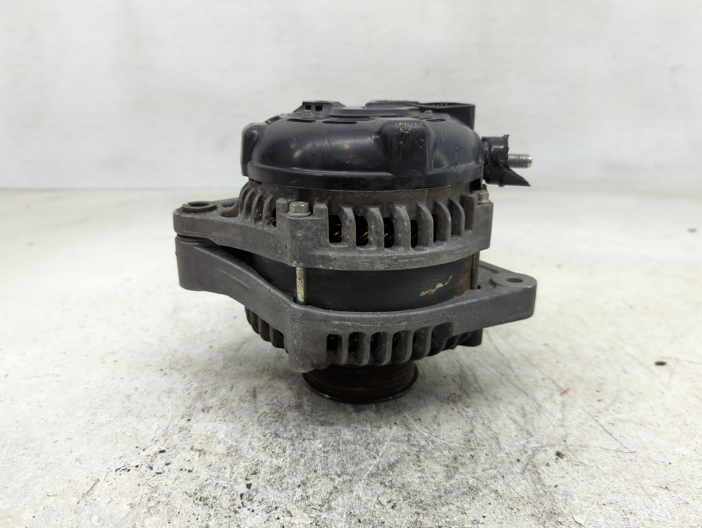 2008-2010 Honda Odyssey Alternator Replacement Generator Charging Assembly Engine OEM P/N:TN104210-5920 Fits OEM Used Auto P