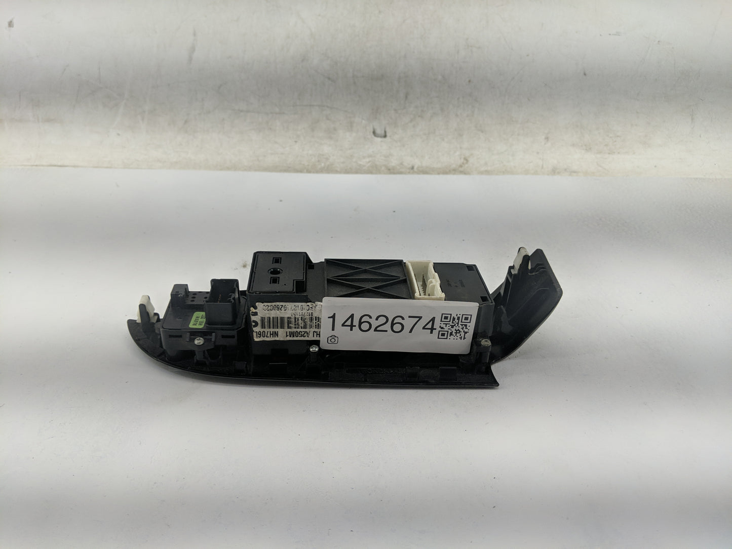 2005-2010 Honda Odyssey Master Power Window Switch Replacement Driver Side Left P/N:SHJ A210 M1 Fits OEM Used Auto Parts - O