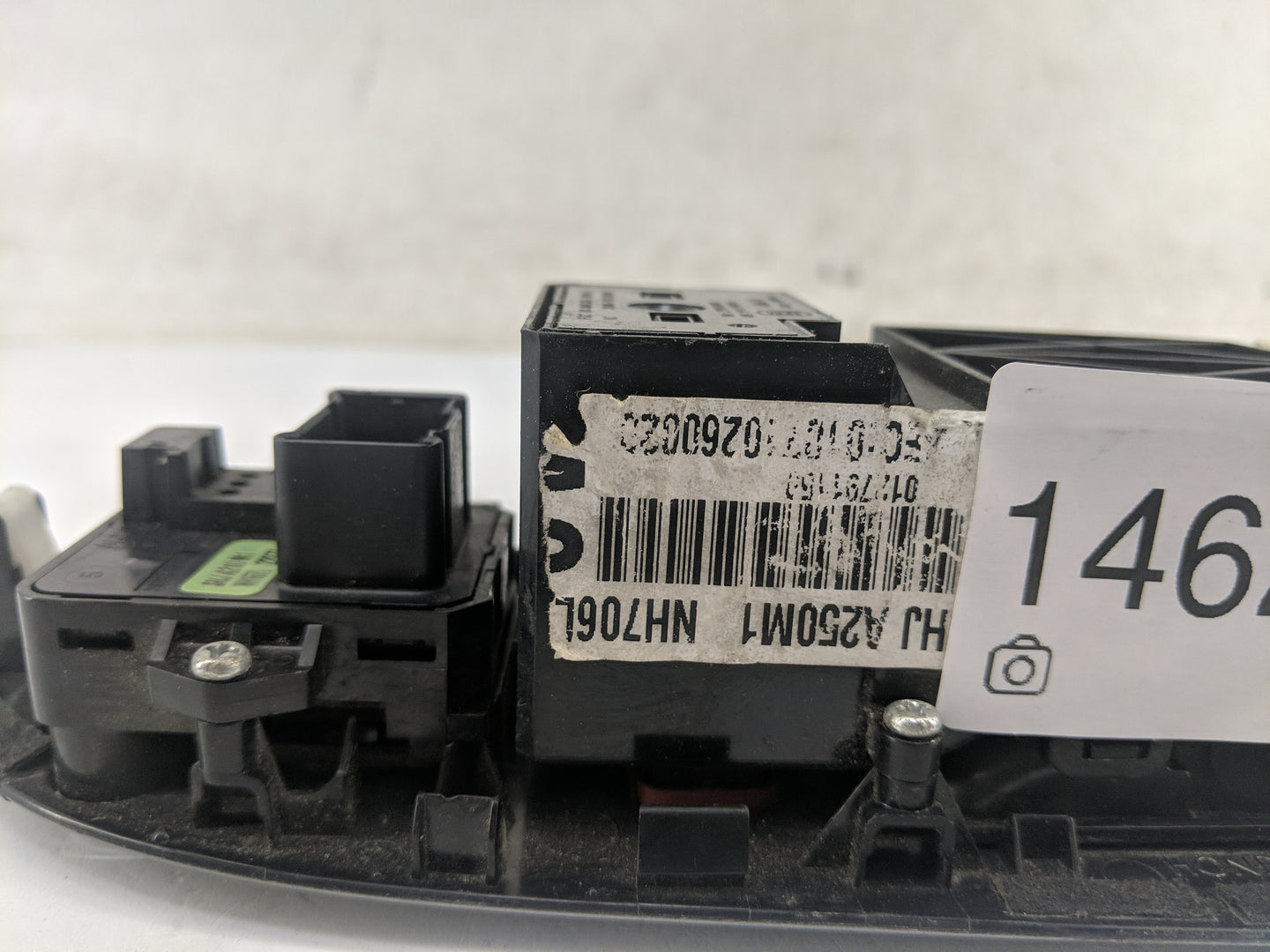 2005-2010 Honda Odyssey Master Power Window Switch Replacement Driver Side Left P/N:SHJ A210 M1 Fits OEM Used Auto Parts - O