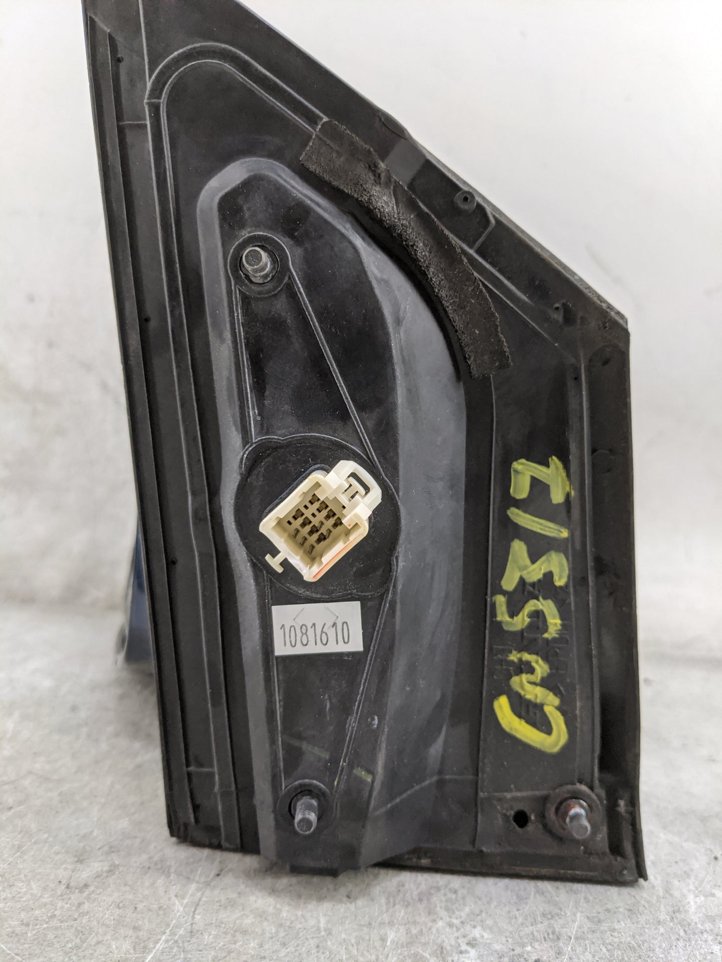 2005-2010 Honda Odyssey Driver Side View Mirror - Left Door Mirror OEM Used - Oemusedautoparts1.com