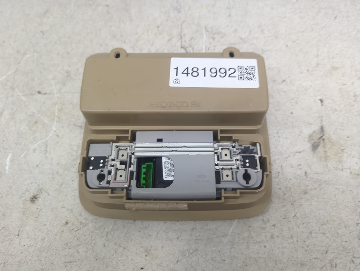 2005-2010 Honda Odyssey Overhead Roof Console Tan - Oemusedautoparts1.com