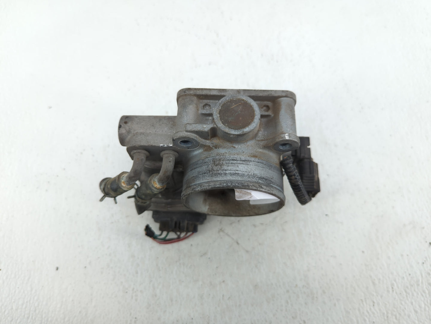 2011-2017 Honda Odyssey Throttle Body P/N:GMC1E Fits Fits 2009 2010 2011 2012 2013 2014 2015 2016 2017 OEM Used Auto Parts -