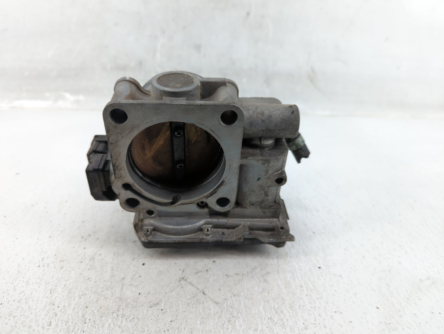 2011-2017 Honda Odyssey Throttle Body P/N:GMC1E Fits Fits 2009 2010 2011 2012 2013 2014 2015 2016 2017 OEM Used Auto Parts -