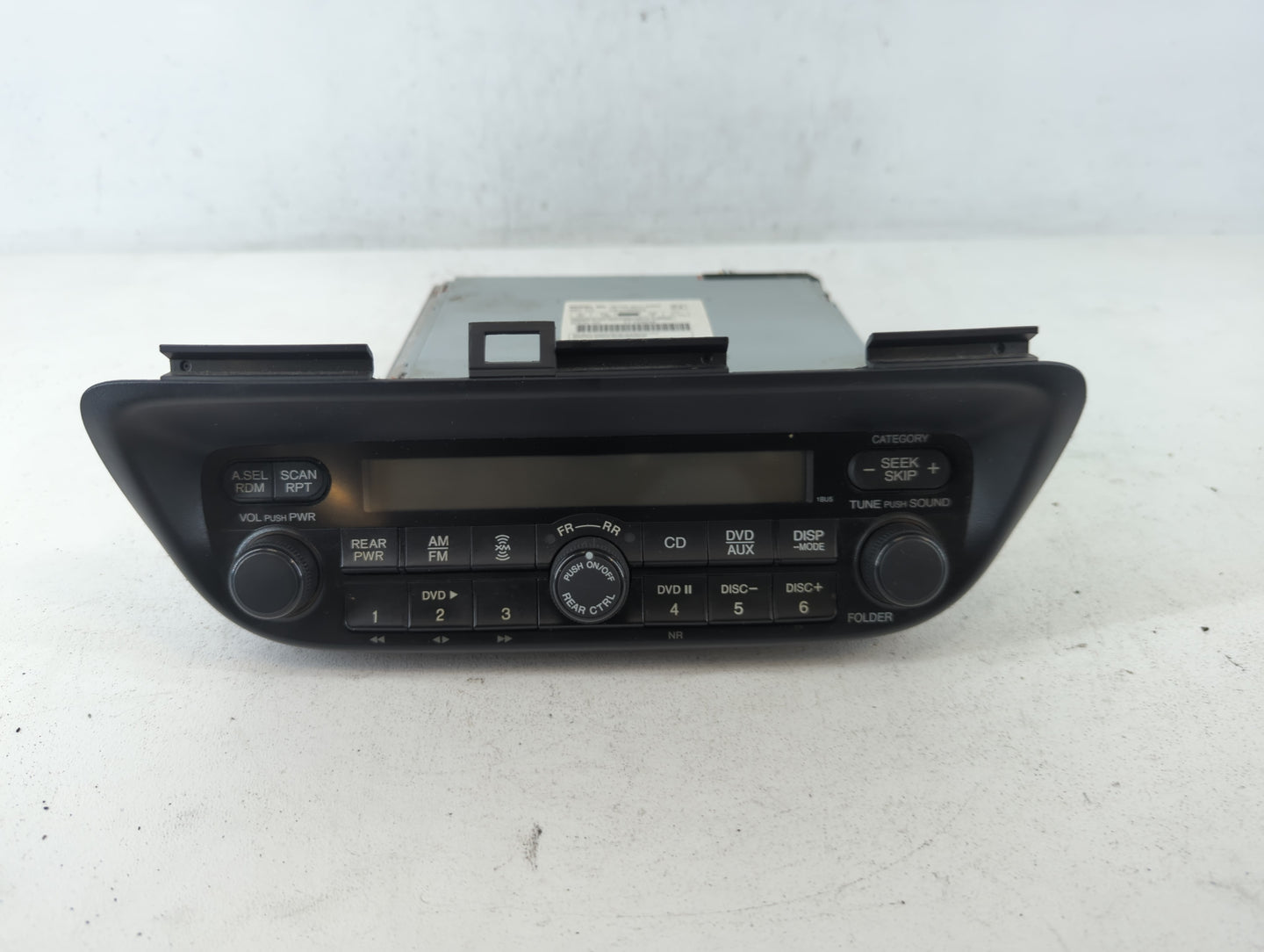 2005-2010 Honda Odyssey Am Fm Cd Player Radio Receiver - Oemusedautoparts1.com