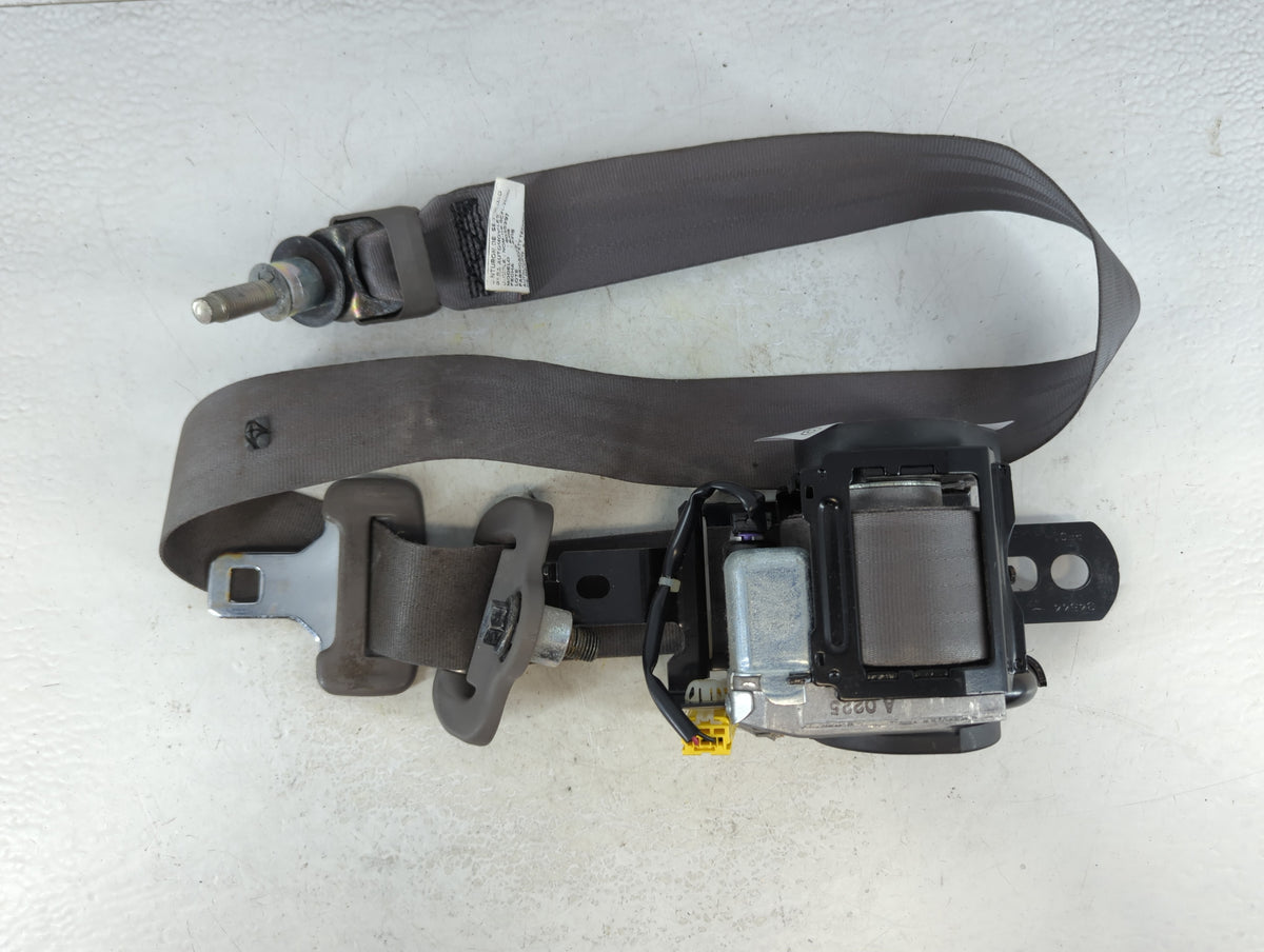 2005-2010 Honda Odyssey Passenger Front Seatbelt Buckle 857354 - Oemusedautoparts1.com