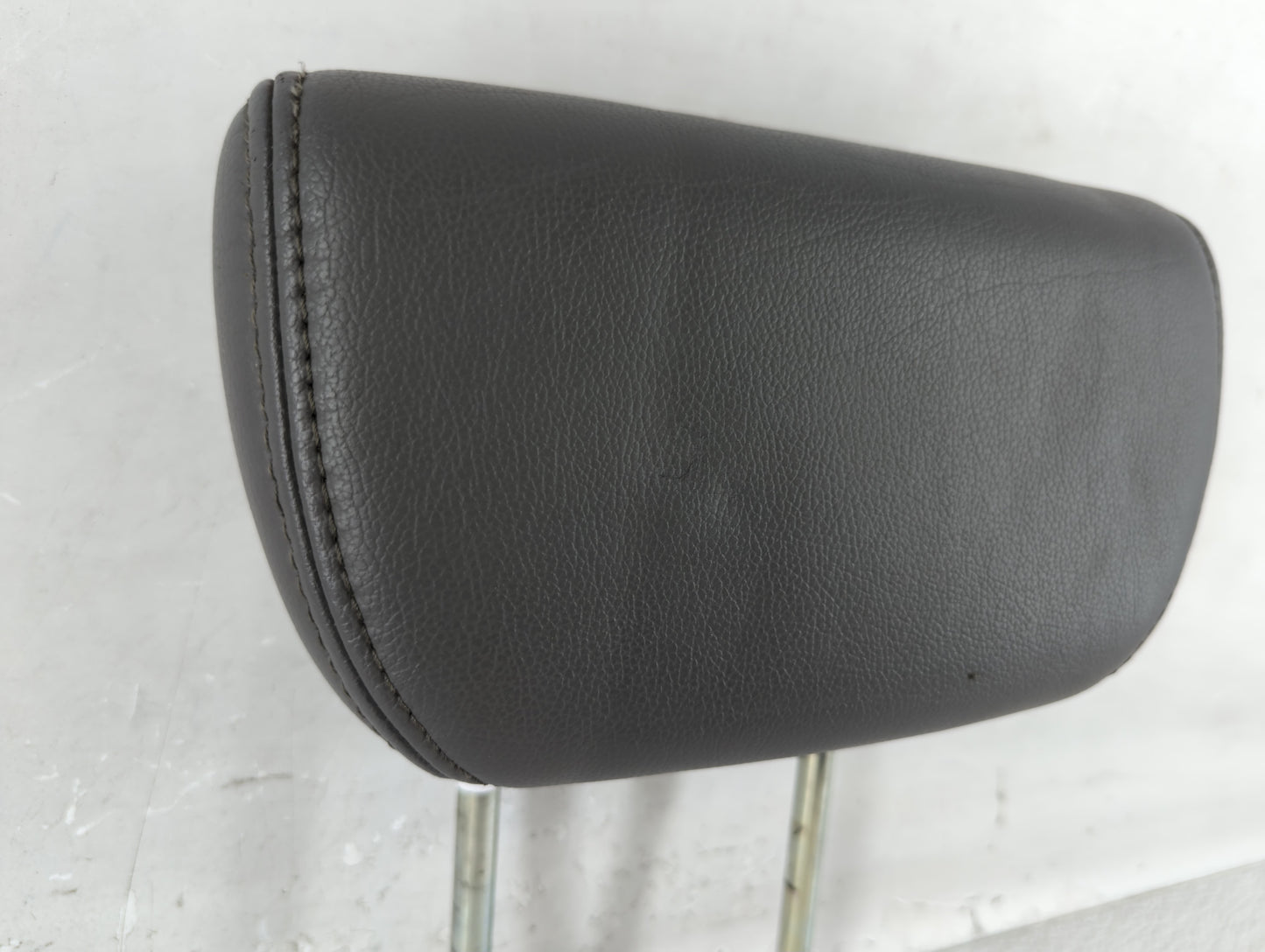 2008-2010 Honda Odyssey Headrest Head Rest Front Driver Passenger Seat Fits Fits 2008 2009 2010 OEM Used Auto Parts - Oemuse