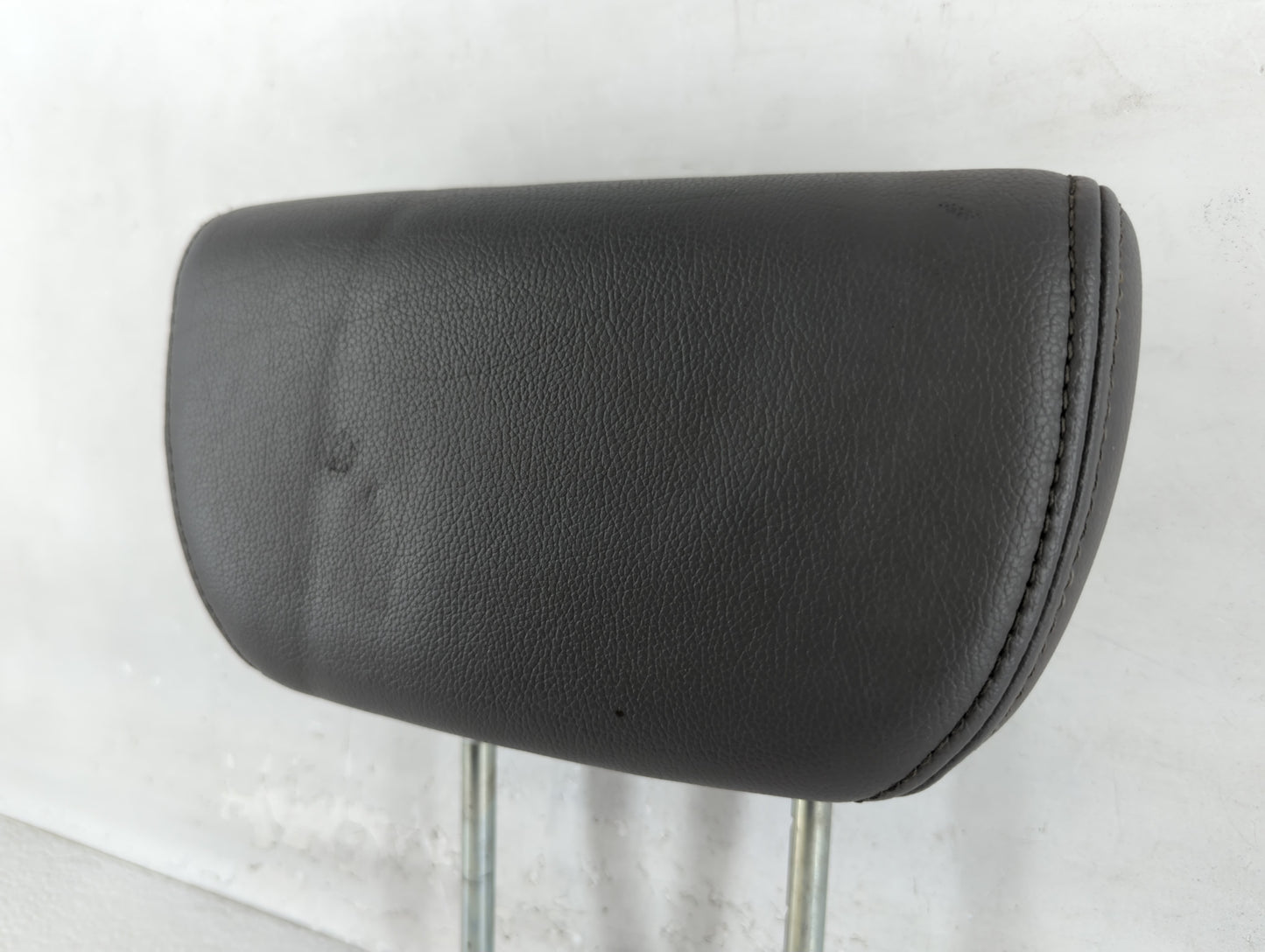 2008-2010 Honda Odyssey Headrest Head Rest Front Driver Passenger Seat Fits Fits 2008 2009 2010 OEM Used Auto Parts - Oemuse