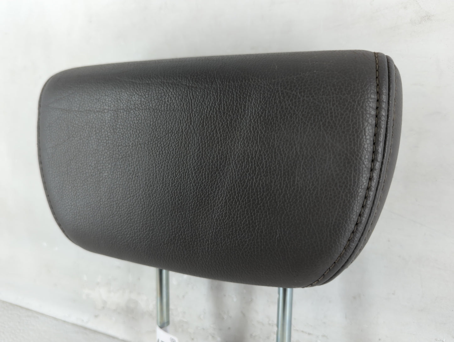 2008-2010 Honda Odyssey Headrest Head Rest Rear Seat Fits Fits 2008 2009 2010 OEM Used Auto Parts - Oemusedautoparts1.com