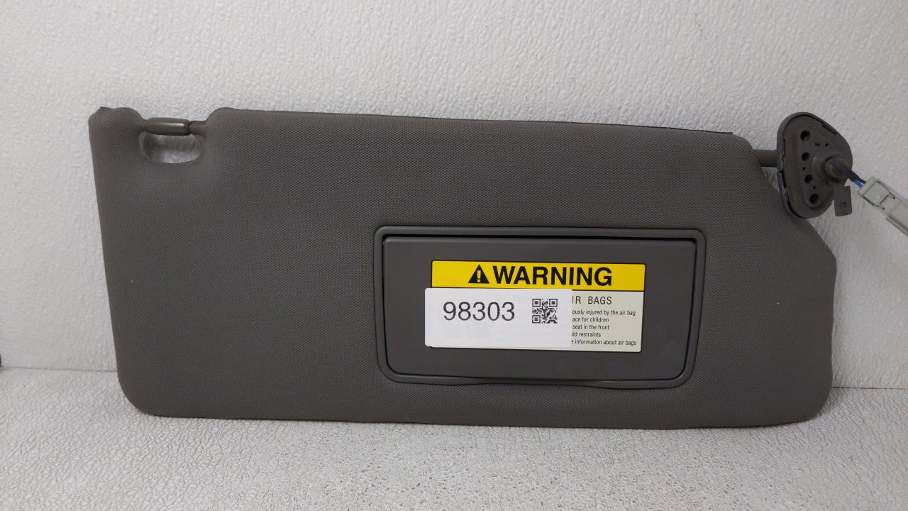 2009 Honda Odyssey Sun Visor Shade Replacement Passenger Right Mirror Fits Fits 2006 2007 2008 2010 OEM Used Auto Parts - Oe