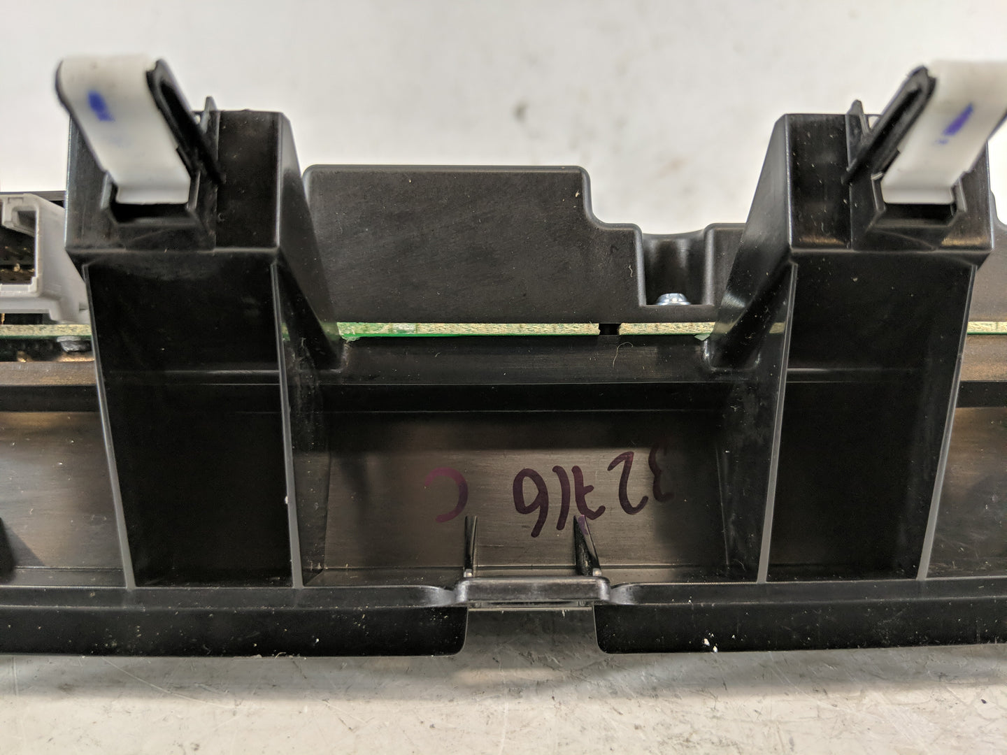 2009 Honda Pilot Instrument Cluster Speedometer Gauges Fits OEM Used Auto Parts - Oemusedautoparts1.com