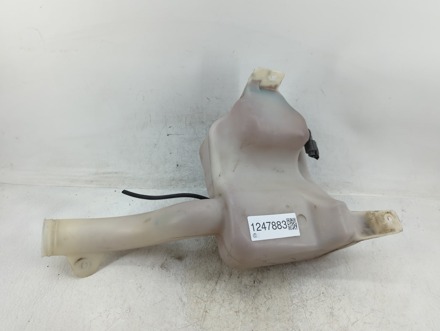 2009-2011 Honda Pilot Windshield Washer Fluid Reservoir Bottle Oem - Oemusedautoparts1.com