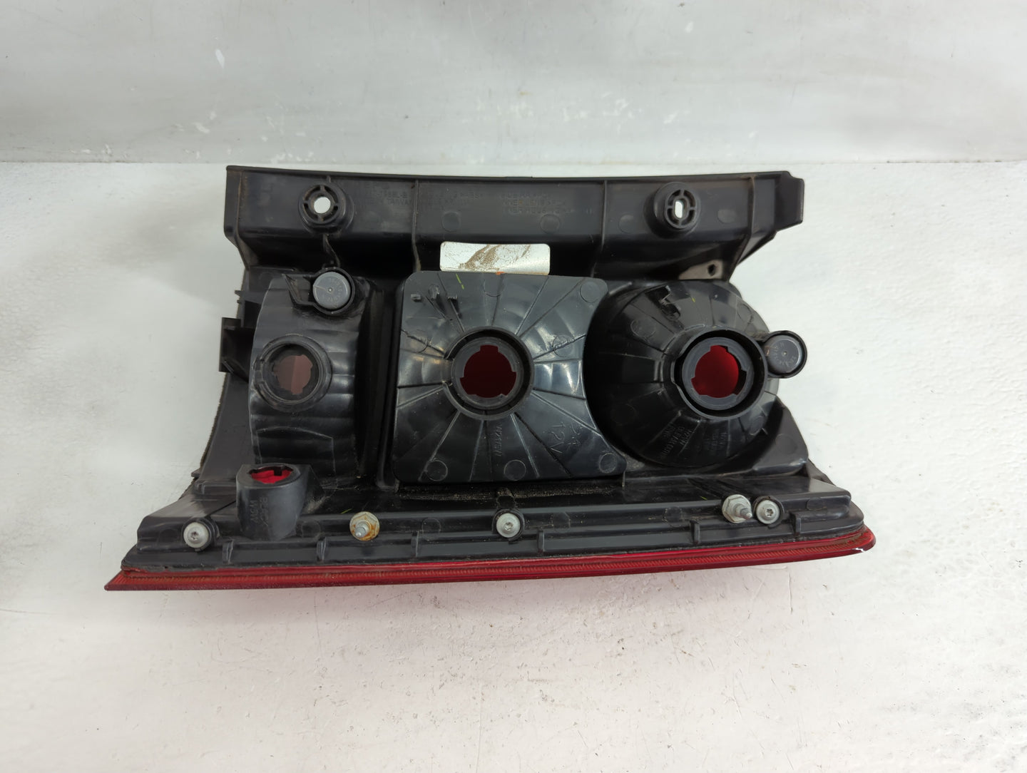 2009-2015 Honda Pilot Tail Light Assembly Driver Left OEM P/N:08-317-1988l-b Fits Fits 2009 2010 2011 2012 2013 2014 2015 OE
