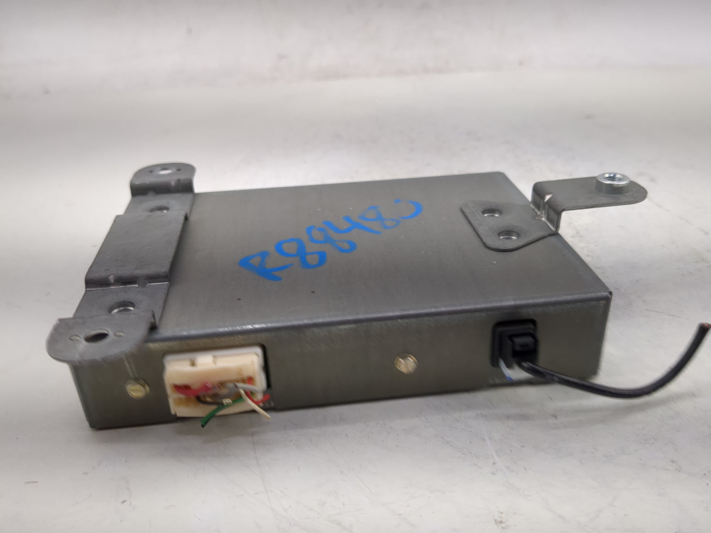 2009-2011 Honda Pilot Radio AM FM Cd Player Receiver Replacement P/N:39820-SZA-A010-M1 Fits Fits 2009 2010 2011 OEM Used Aut