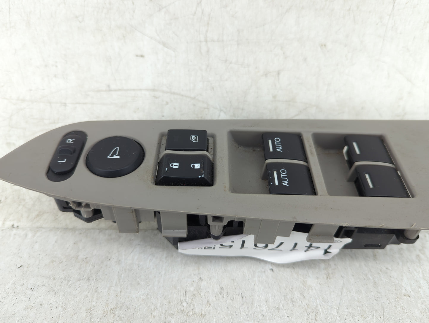 2009-2011 Honda Pilot Master Power Window Switch Replacement Driver Side Left Fits Fits 2009 2010 2011 OEM Used Auto Parts -
