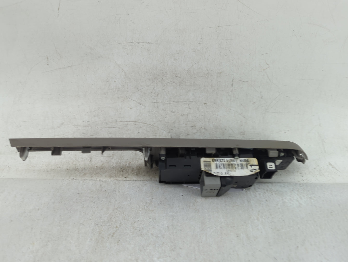 2009-2011 Honda Pilot Master Power Window Switch Replacement Driver Side Left Fits Fits 2009 2010 2011 OEM Used Auto Parts -