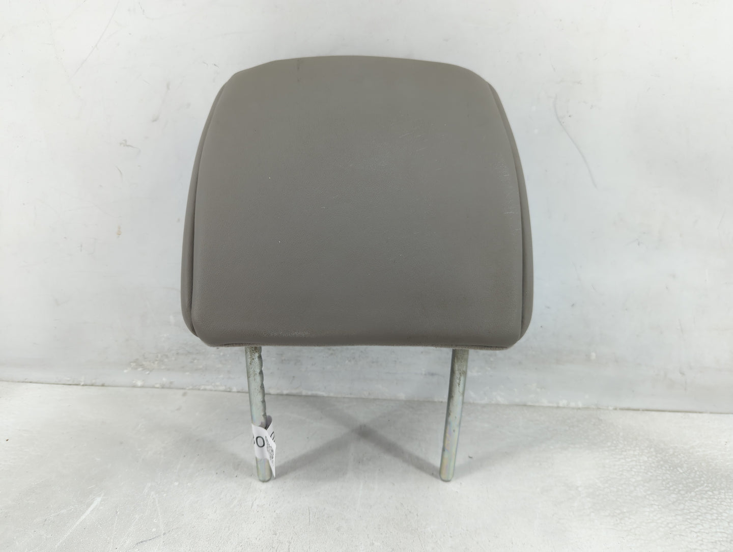 2009 Honda Pilot Headrest Head Rest Front Driver Seat Gray - Oemusedautoparts1.com