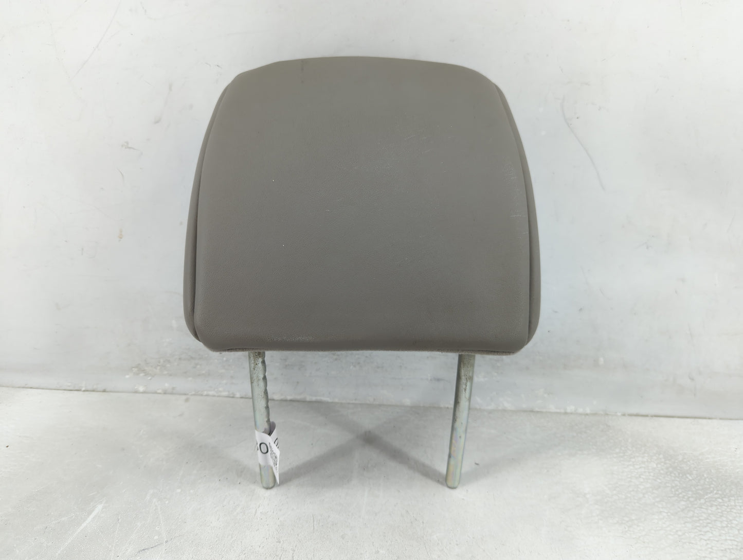 2009 Honda Pilot Headrest Head Rest Front Driver Seat Gray - Oemusedautoparts1.com