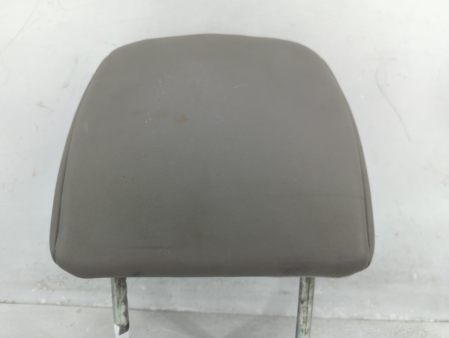 2009 Honda Pilot Headrest Head Rest Rear Seat Fits OEM Used Auto Parts - Oemusedautoparts1.com
