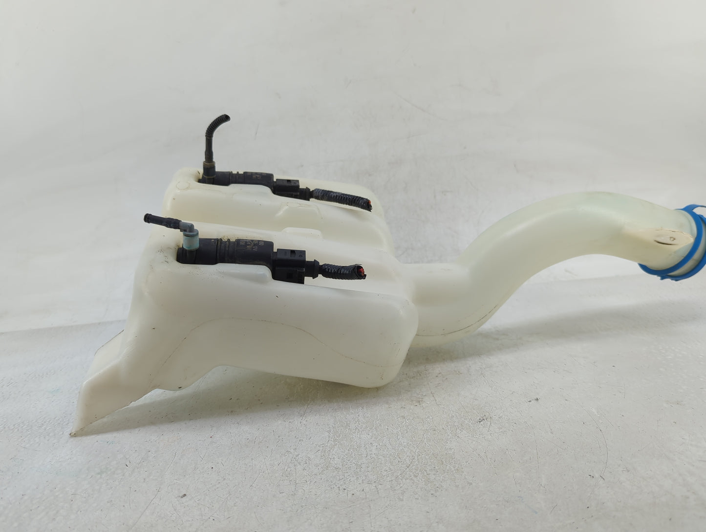 2009-2011 Honda Pilot Windshield Washer Fluid Reservoir Bottle Oem - Oemusedautoparts1.com