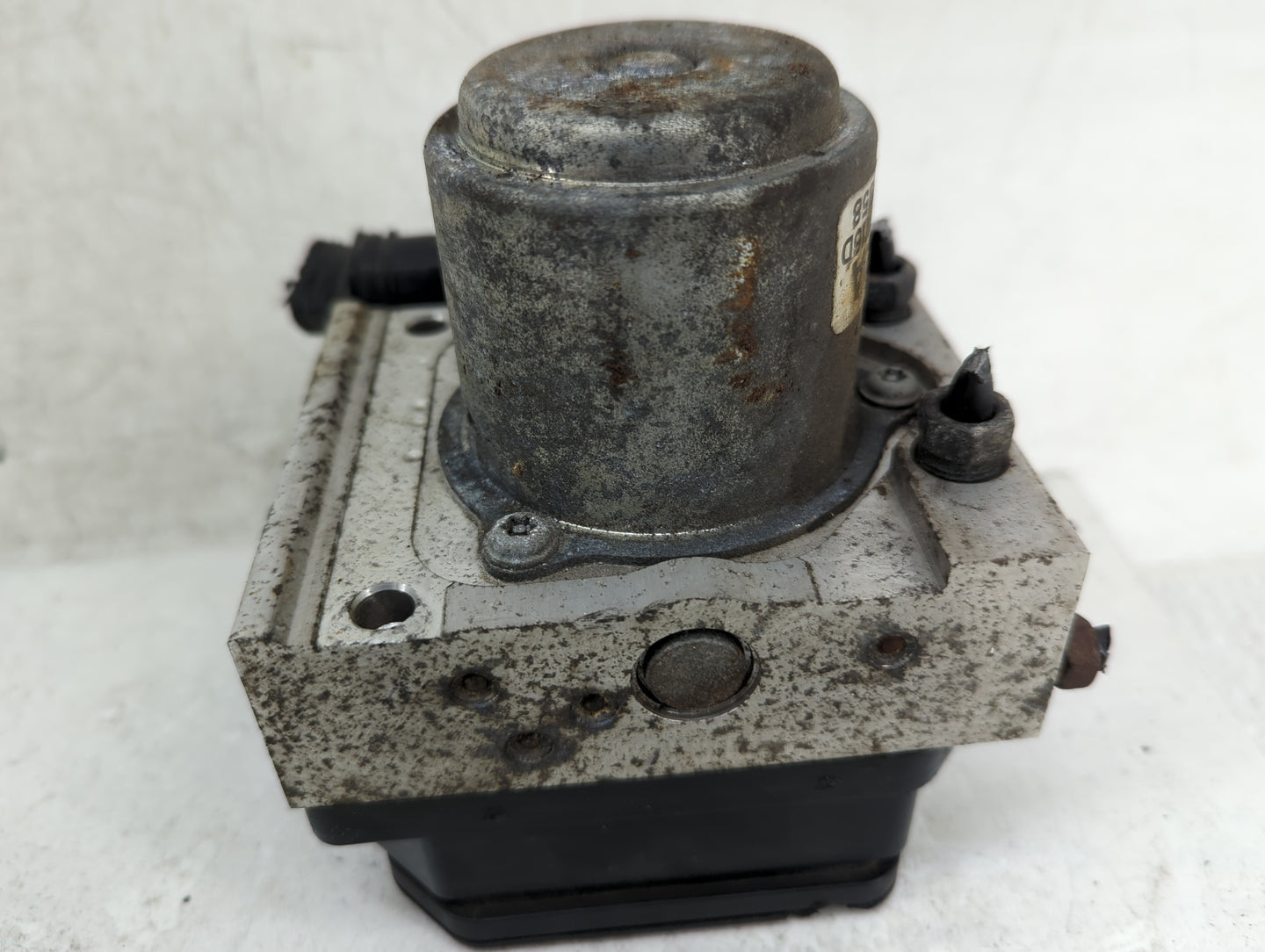 2009-2011 Honda Pilot ABS Pump Control Module Replacement P/N:8N16D-0858 57110-SZA-A03 Fits Fits 2009 2010 2011 OEM Used Aut