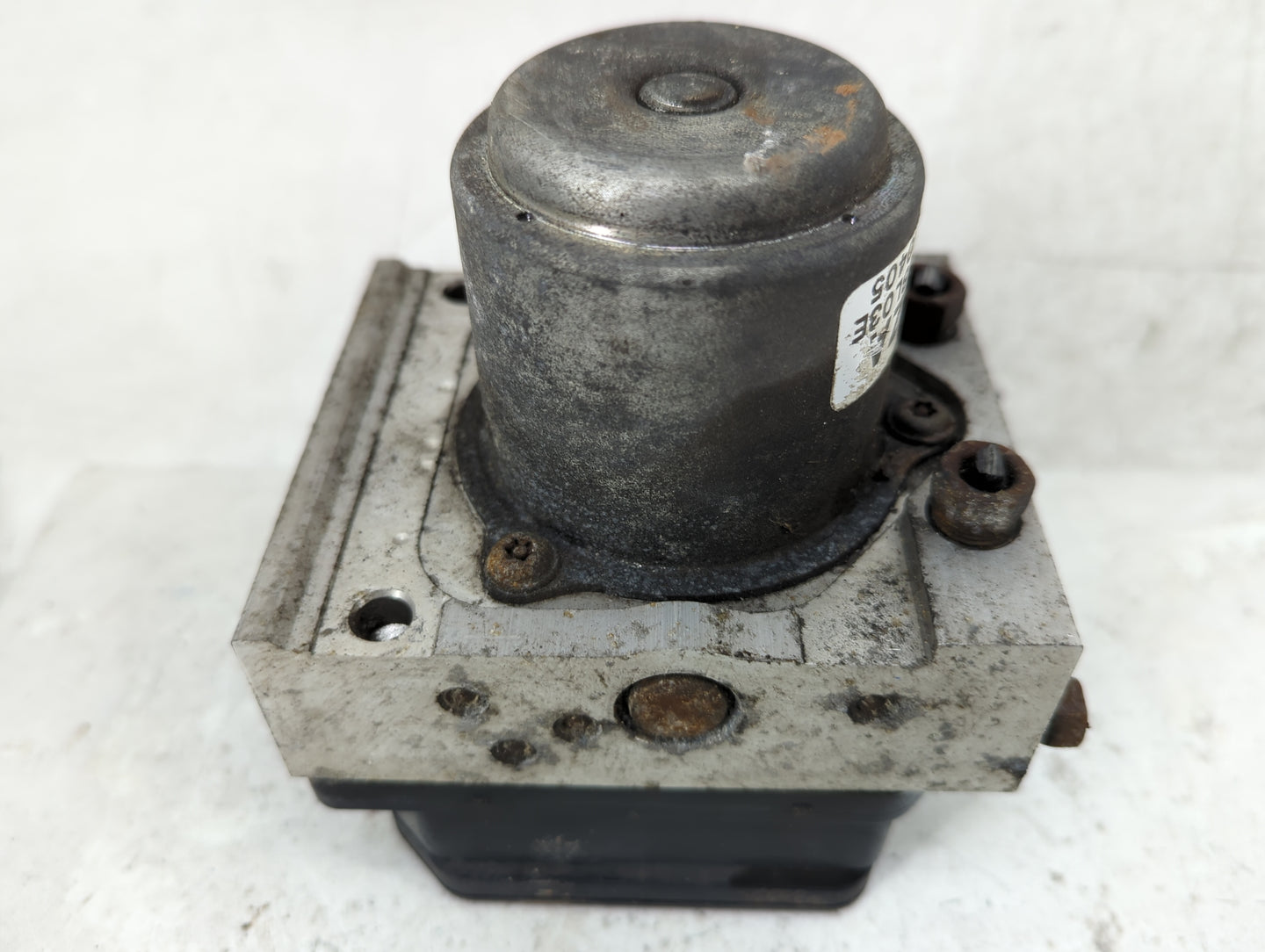 2009-2011 Honda Pilot ABS Pump Control Module Replacement Fits Fits 2009 2010 2011 OEM Used Auto Parts - Oemusedautoparts1.c