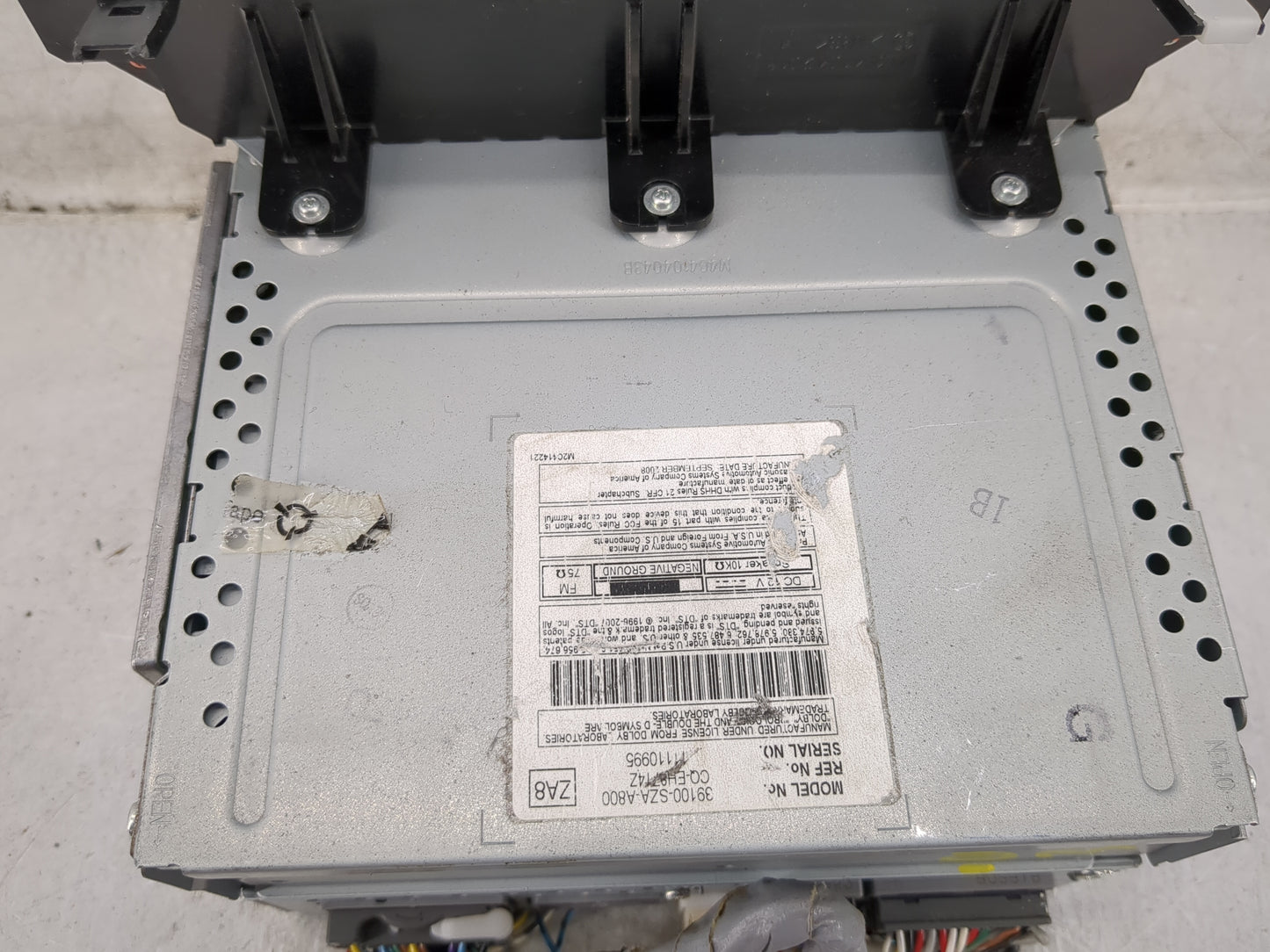 2009-2010 Honda Pilot Radio AM FM Cd Player Receiver Replacement P/N:39100-SZA-A800 Fits Fits 2009 2010 OEM Used Auto Parts 