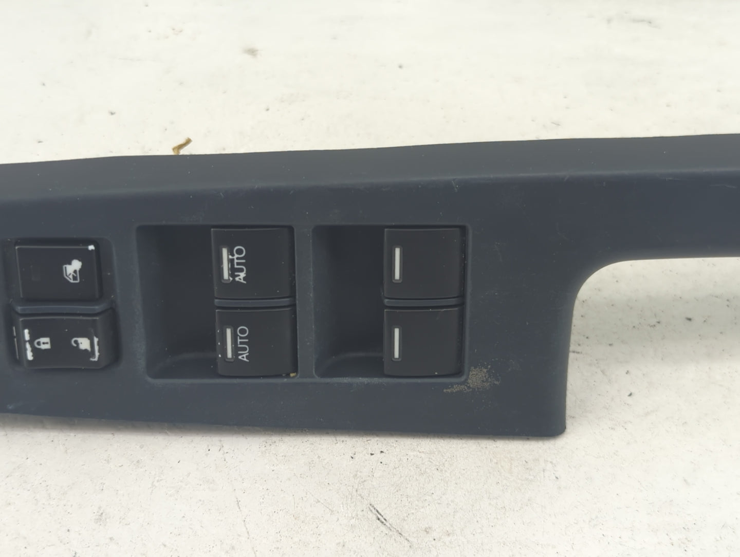 2009-2015 Honda Pilot Master Power Window Switch Replacement Driver Side Left P/N:35750-SZA-A21 Fits OEM Used Auto Parts - O