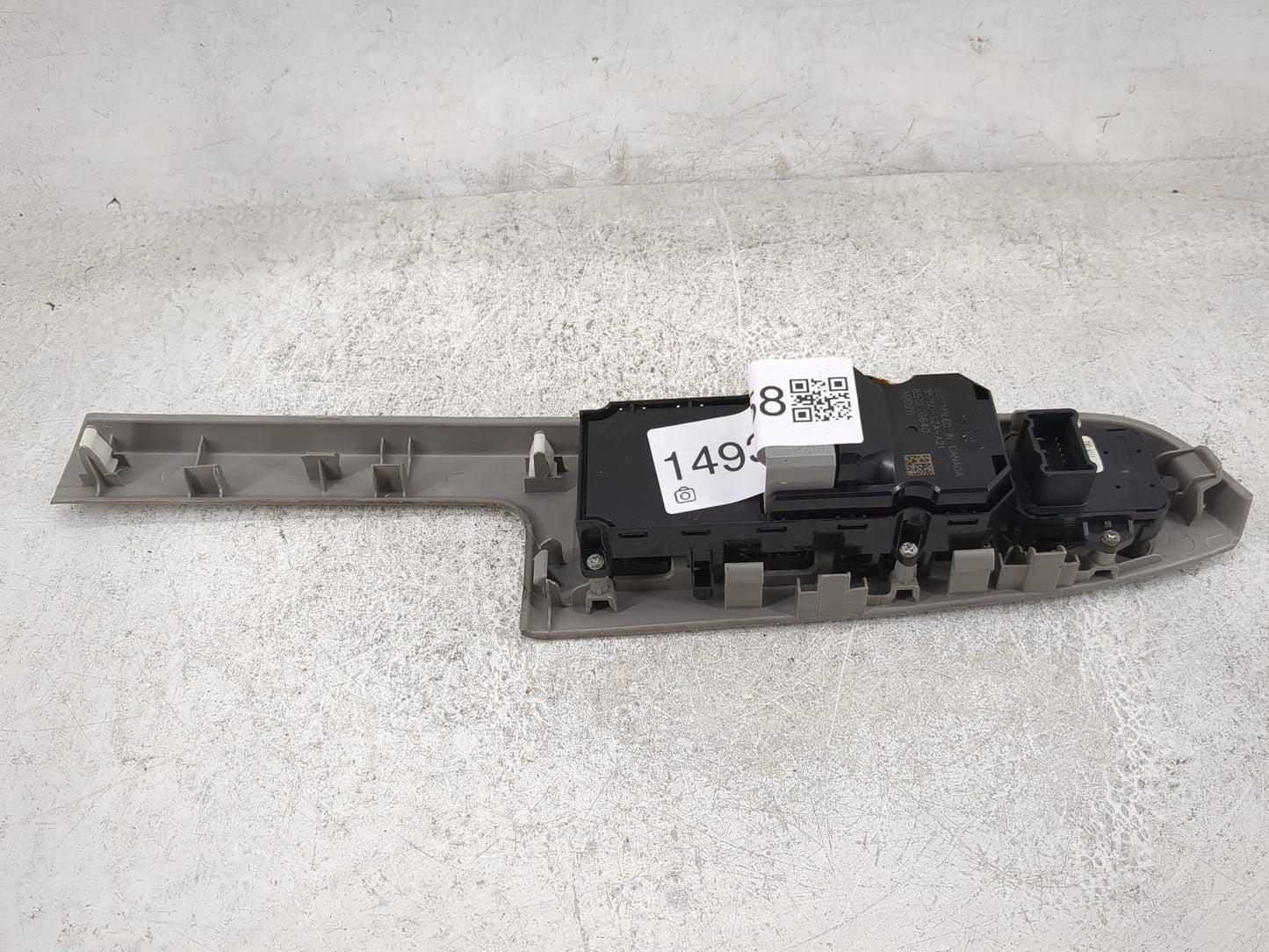 2009-2015 Honda Pilot Master Power Window Switch Replacement Driver Side Left P/N:35750-SZA-A21 Fits OEM Used Auto Parts - O