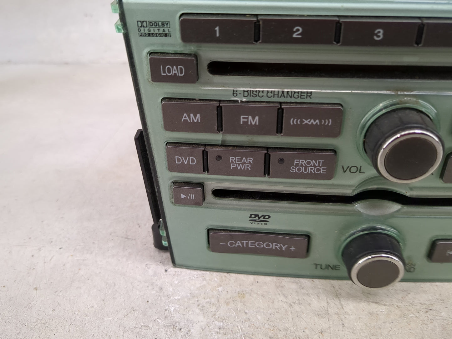 2009-2010 Honda Pilot Radio AM FM Cd Player Receiver Replacement P/N:39100-SZA-A800 CQ-EH8714Z Fits Fits 2009 2010 OEM Used 