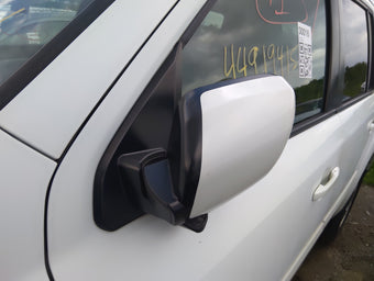 compare product 2009-2015 Honda Pilot Driver Side View Mirror - Left Door Mirror OEM Used