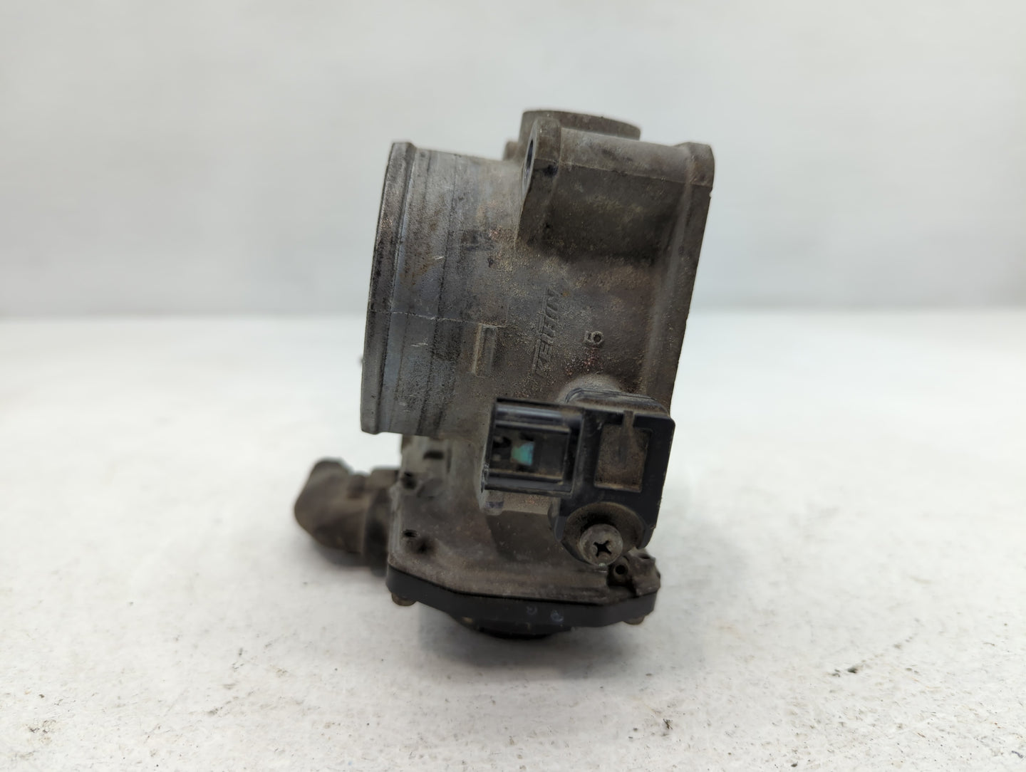 2009-2015 Honda Pilot Throttle Body P/N:U3249009185 Fits Fits 2009 2010 2011 2012 2013 2014 2015 2016 2017 OEM Used Auto Par