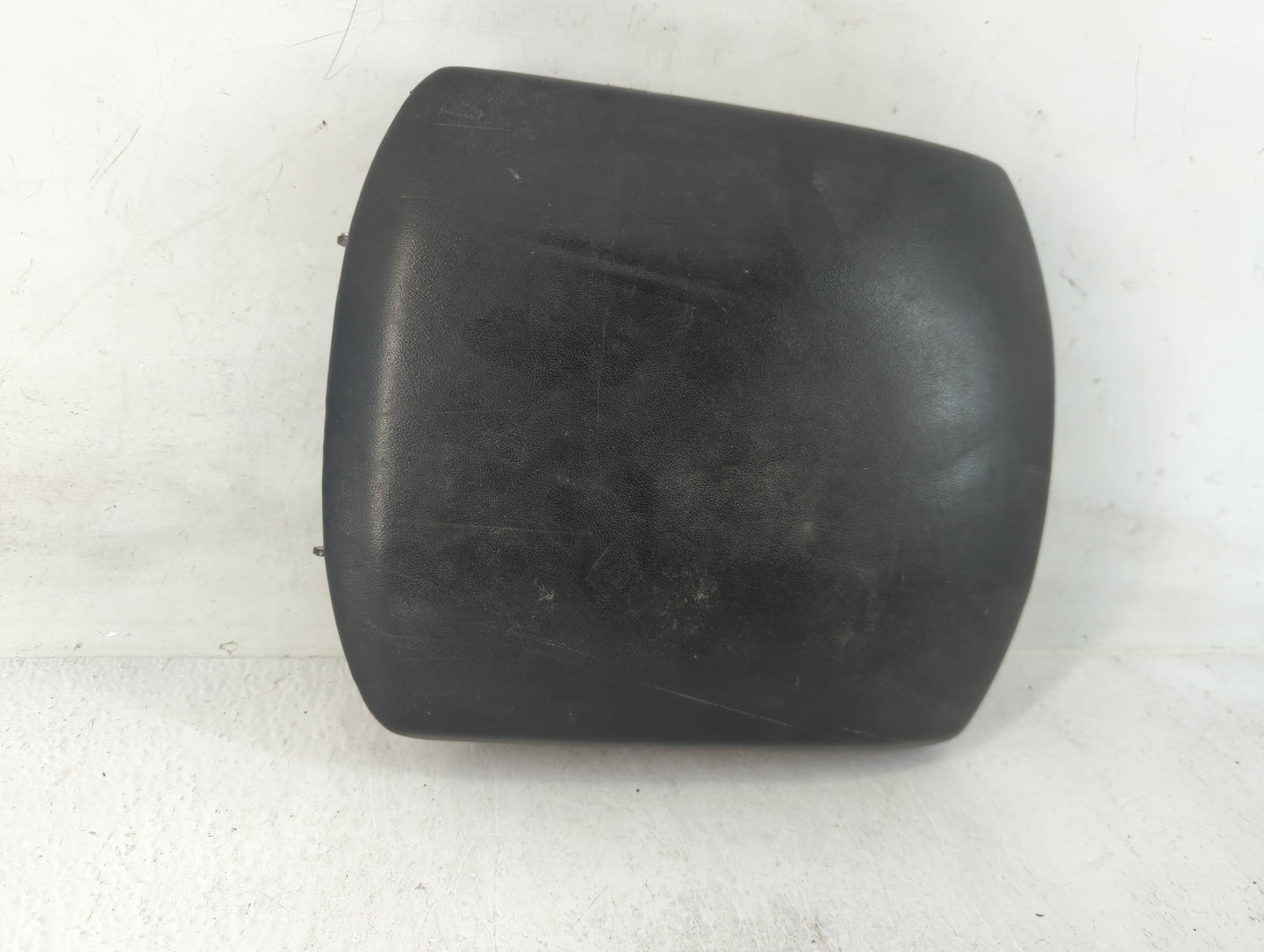 2009-2011 Honda Pilot Center Console Armrest Cover Lid Fits Fits 2009 2010 2011 OEM Used Auto Parts - Oemusedautoparts1.com