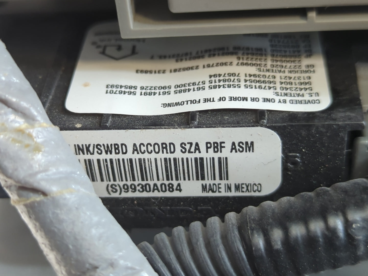 2009-2015 Honda Pilot Overhead Roof Console 785398 - Oemusedautoparts1.com