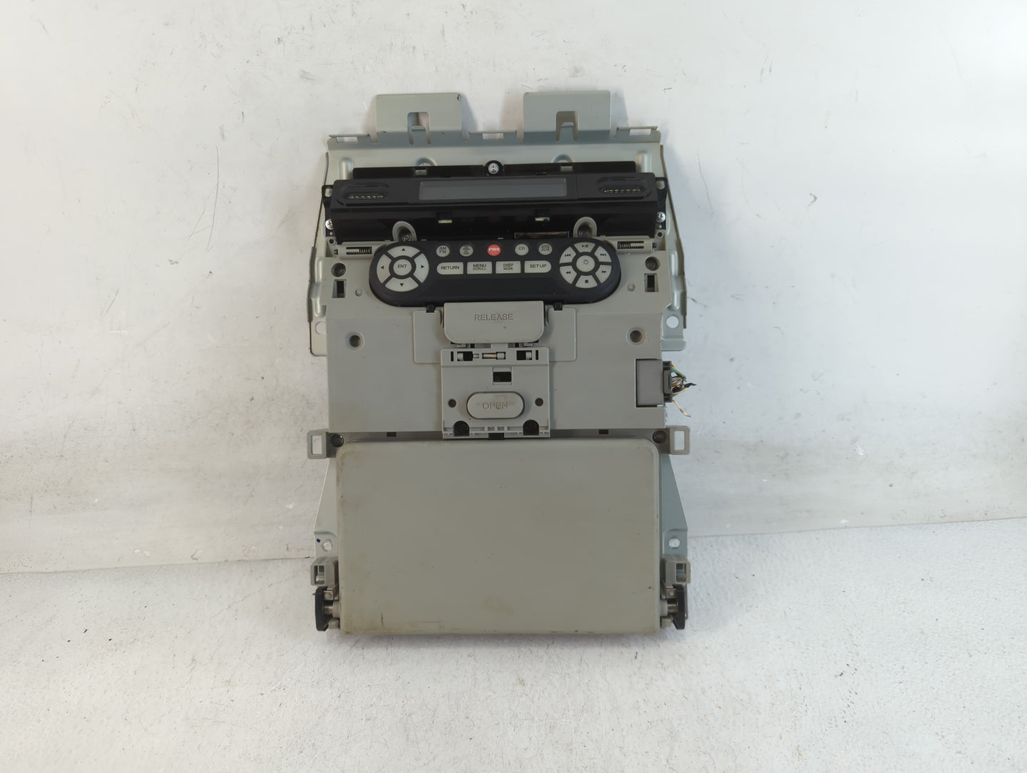 2009-2011 Honda Pilot Radio AM FM Cd Player Receiver Replacement P/N:86060083 NH-220L, 39460-SZA-A01 Fits Fits 2009 2010 201