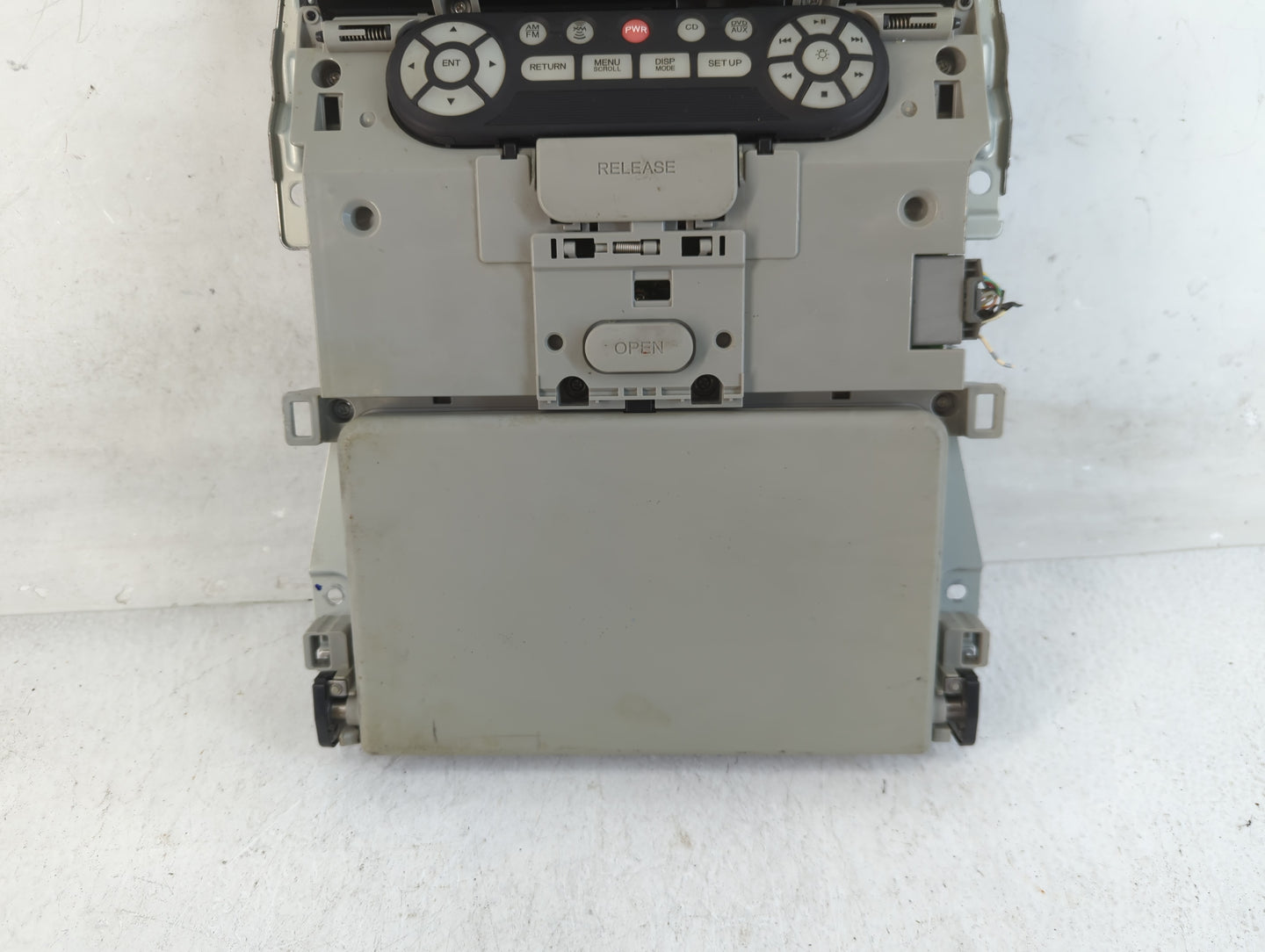 2009-2011 Honda Pilot Radio AM FM Cd Player Receiver Replacement P/N:86060083 NH-220L, 39460-SZA-A01 Fits Fits 2009 2010 201
