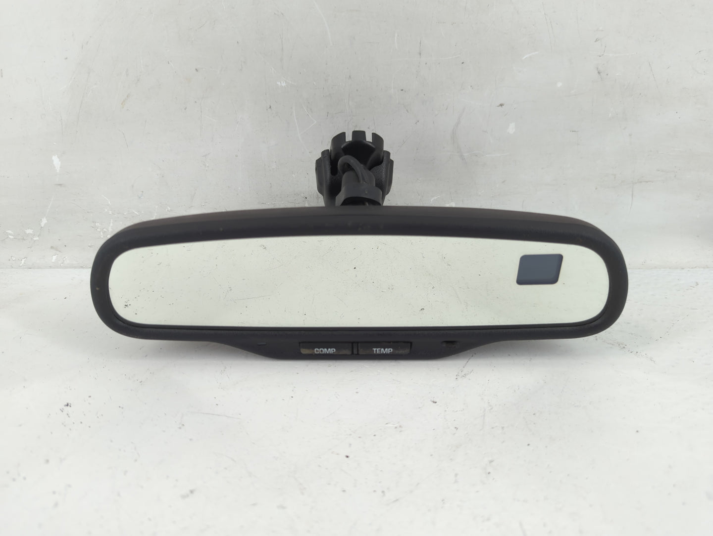 2009 Hummer H2 Interior Rear View Mirror Replacement OEM P/N:15071186 Fits OEM Used Auto Parts - Oemusedautoparts1.com